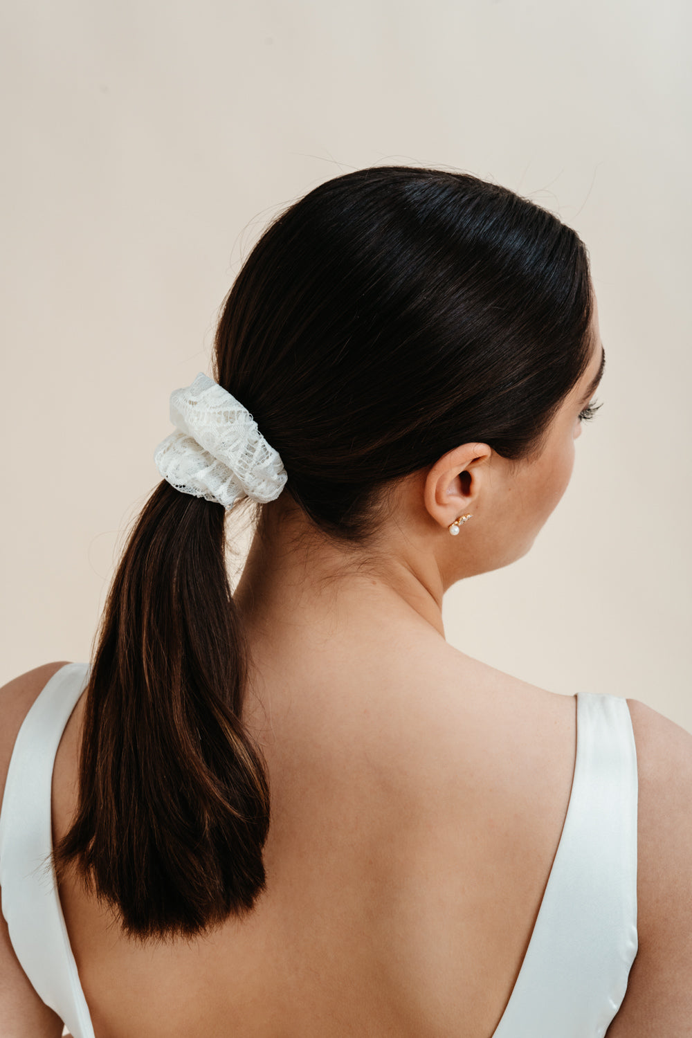 Scrunchie aus abstrakter Spitze