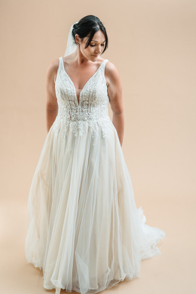 Nora von Amelie SA12491 (10430)
