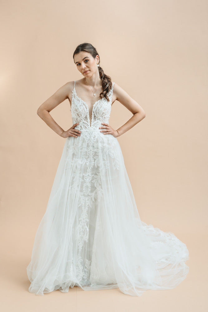Eva-Maria von Essence of Australia SA12394 (10810)