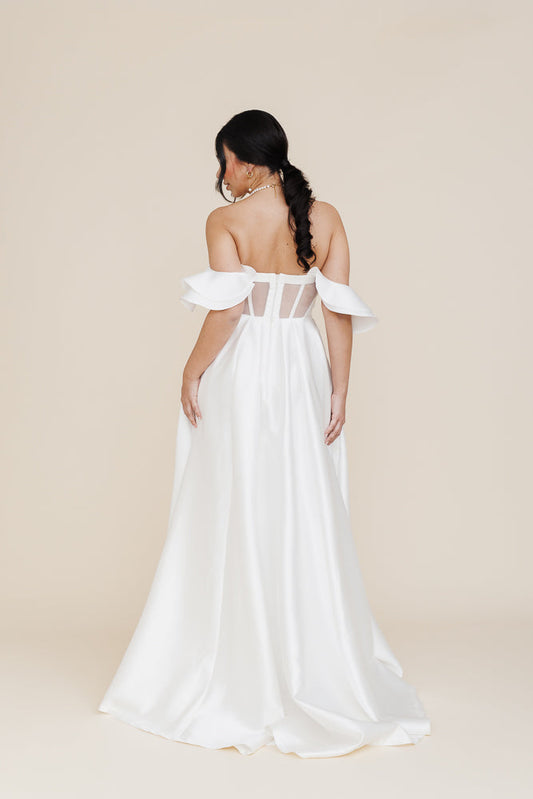 F. Lewald - Cleanes Brautkleid aus Satin mit Korsage