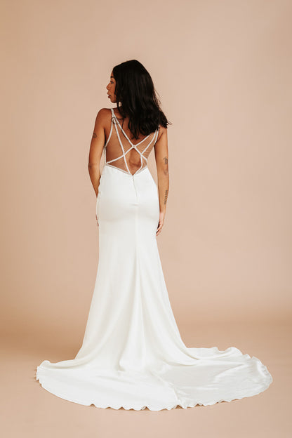 Lena von Pronovias